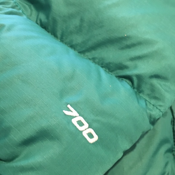 SOLD North Face Puffer Jacket 700 Women - Picture 2 of 4